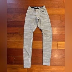 Nike Gray Striped Leggings